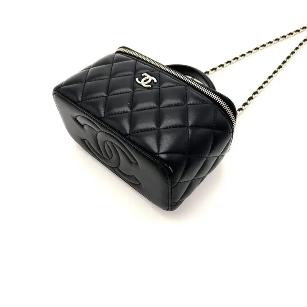 Chanel Women Pre-Loved Bag Very Good Condition
